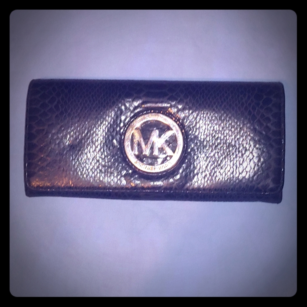 Michael Kors wallet